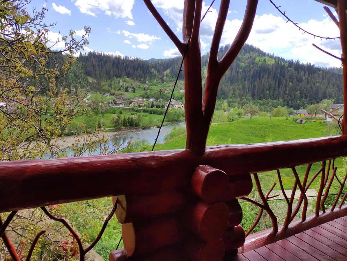 Дерев'Яний Котедж "Казка" Yaremche Bagian luar foto