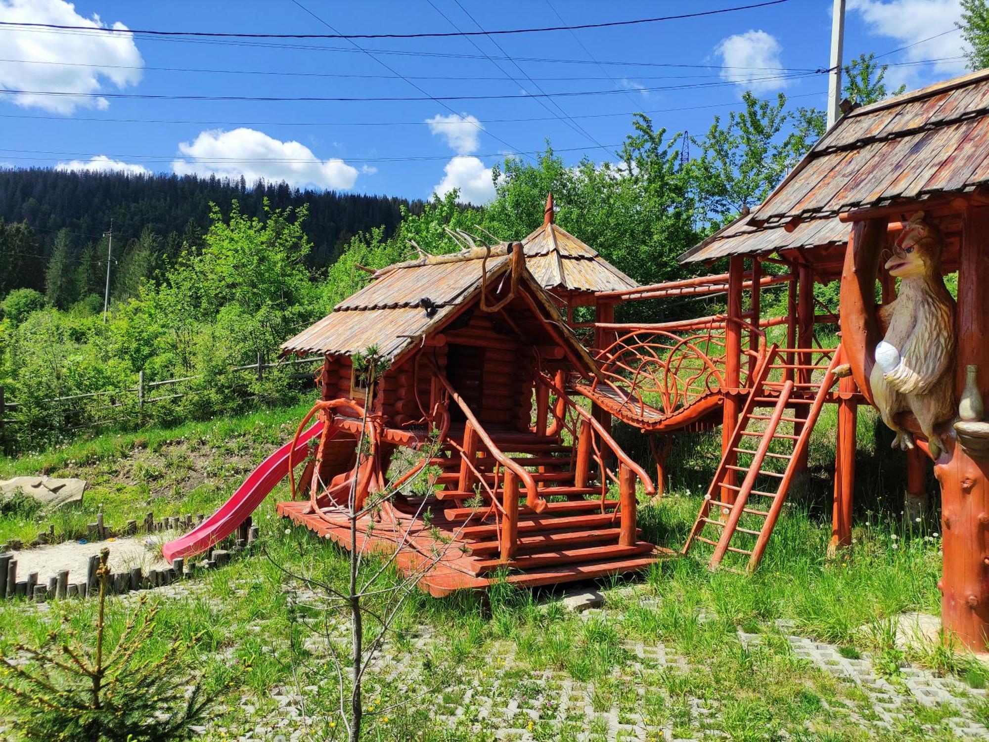 Дерев'Яний Котедж "Казка" Yaremche Bagian luar foto